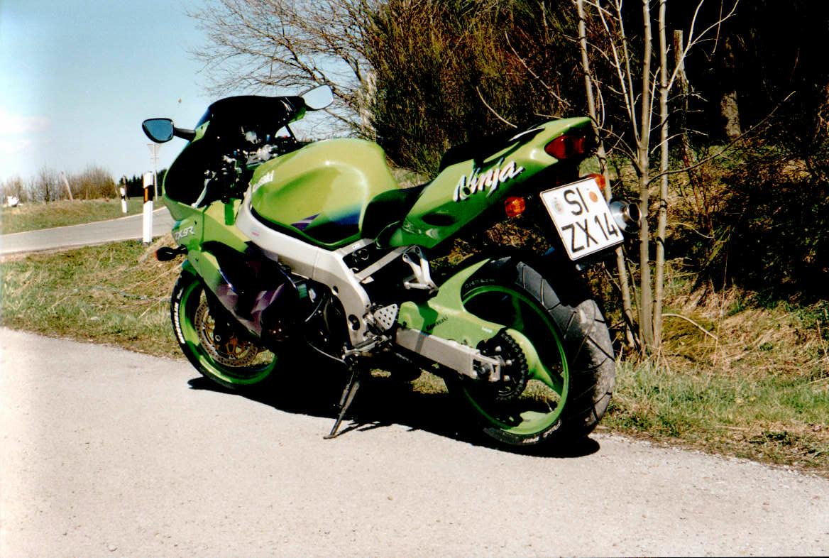 Kawa ZX 9 R